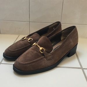 Vintage Hunters Run Penny Loafers